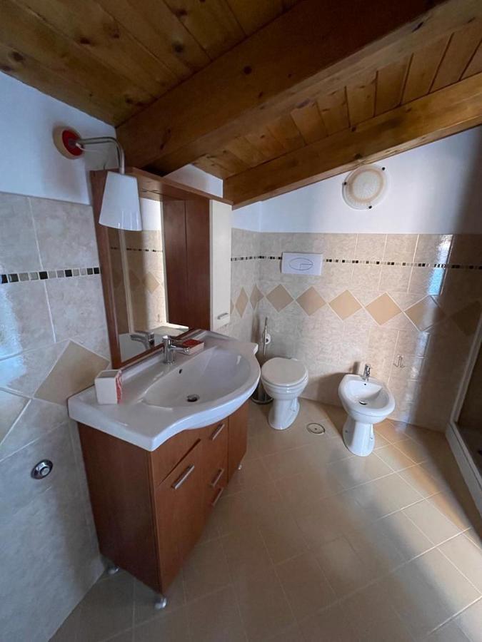 B&B Casa Letizia Trentinara ภายนอก รูปภาพ